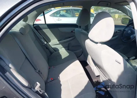 2013 Toyota Corolla Le z USA, uszkodzony, nr VIN 2T1BU4EE3DC953161